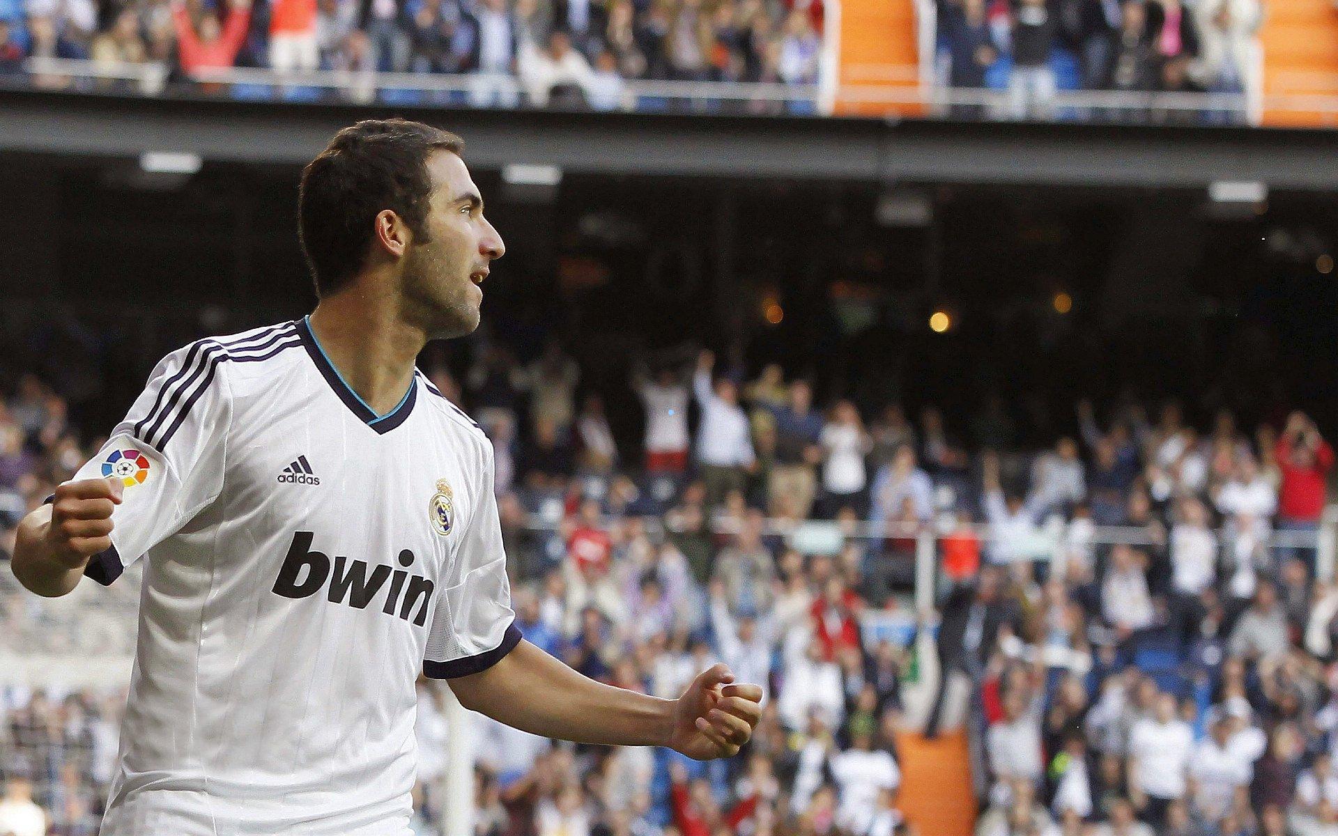 英超官方执教簿揭示红魔蜕变,从阿莫林首秀到收官战的阵容密码